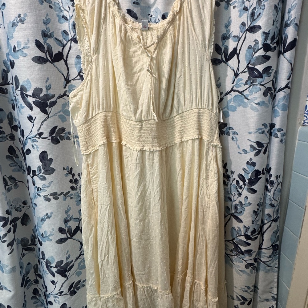 Old Navy Cream Sleeveless or on shoulder Maxi Dress
